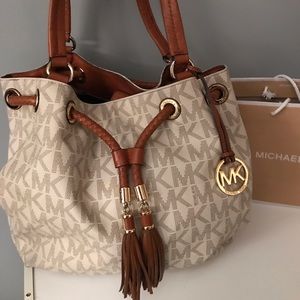Michael Kors cinch bag